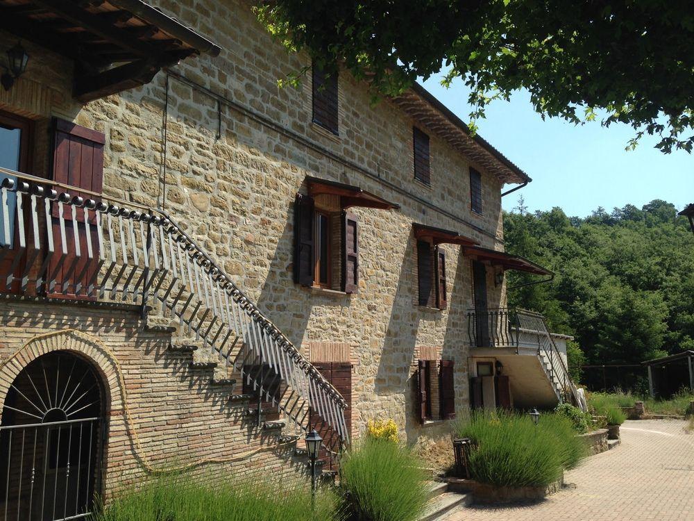 Agriturismo Ponte Di Riocchio Gubbio Exterior photo